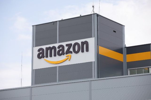 Oficjalne stanowisko Amazon dotyczące oświadczenia OZZ Inicjatywa Pracownicza na temat śmierci pracowniczki Amazon w centrum logistycznym firmy w Sadach pod Poznaniem
